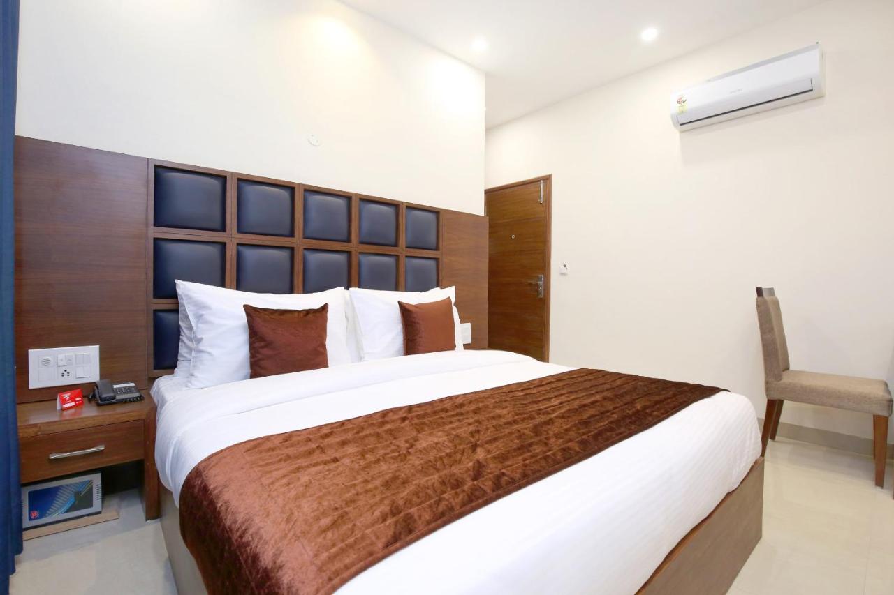 Hotel Vaccinated Staff- Capital O 14225 Bahl Regency Zirakpur Exteriér fotografie